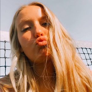 Meet your Posher, Haylee